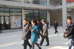 泌阳县电商特色馆在驻马店电子商务产业园接受省市领导观摩 - 商务厅