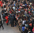 资料图：2016年11月27日，山西太原一公务员考点，考生排队准备进入考场。武俊杰 摄 - 河南新闻图片网