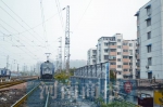 郑州近百个小区“住”在铁路边 有人欢喜有人忧 - 河南一百度