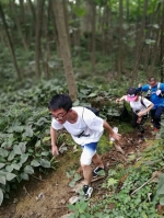 为爱行走，助力雷波，企业家健康跑俱乐部与百名企业家携手丛林穿 - 郑州新闻热线