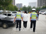男子逆行被郑州交警拦下 一查竟是网上通缉犯 - 河南一百度