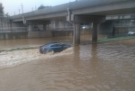 提醒：郑州西三环北沿线铁路桥下严重积水 请走辅道 - 河南一百度