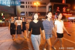 "警察,别动!否则使用警棍!"郑州来了一沓"高颜值"女乘警 - 河南一百度