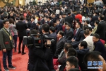 十九届中央政治局常委上午同中外记者见面 - 郑州广播在线