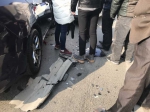 玛莎拉蒂在郑州市区内失控 致四车连环撞后驾车逃逸 - 河南一百度