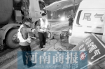 郑州夜查重型柴油车 15辆尾气超标车每辆被罚5000元 - 河南一百度