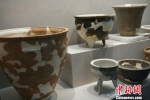 出土于河南淅川的新石器时代陶器。　董飞 摄 - 河南一百度
