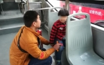 妈妈外出买菜,郑州4岁娃独自上了公交车,凭记忆找到家 - 河南一百度