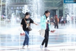 郑州气温飙升至30℃!二七广场喷泉开放 - 河南一百度