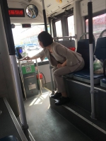 运行俩月,郑州每天约88万人尝鲜扫码支付乘公交,你用过吗? - 河南一百度
