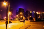 太震撼了!红绿黄蓝紫，郑州这一波惊艳的照片! - 河南一百度