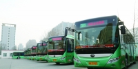 没事儿坐公交跑遍郑州 94岁老教师成“活地图” - 河南一百度
