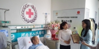 河南长城门业爱心员工杨刚捐献造血干细胞救助6岁男孩 - 红十字会