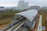 青岛“最美地铁”开通 最高设计时速120公里 - 河南频道新闻
