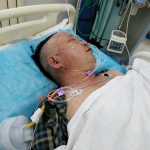 谁认识他？男子昏迷郑州街头病情危重，医院急寻家人 - 河南一百度