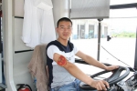 郑州这个公交车长"身怀绝技"，这门技艺曾让他月入数万 - 河南一百度
