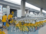 上万辆公共自行车将在郑州服役 停车桩覆盖郑东新区主城区 - 河南一百度