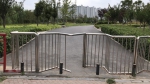 郑州这个公园真“了不起”！市民入园需先“鞠躬” - 河南一百度