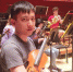 【中原骄子有话说】海归音乐人自创小提琴曲献给“中原骄子行” - 河南一百度