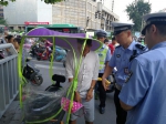 男子自以为"越危险的地方越安全" 被郑州警方追逃后偷偷留在郑州跑快递 - 河南一百度