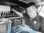 “门外汉”到“技术状元” 郑州这位公交修理工的故事很励志 - 河南一百度