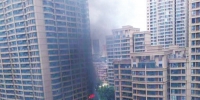 郑州一小区发生爆炸起火事故 一居民重度烧伤未脱离生命危险 - 河南一百度