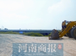 郑州这条80米的路修了10个月没通 物流公司的车得多绕22公里 - 河南一百度