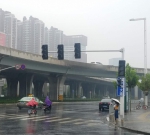 郑州农业路仨信号灯“瞎眼”一周，项目部：线缆被剪断，已维修 - 河南一百度