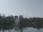 国内罕见的水上雕塑亮相郑州雕塑公园 - 河南一百度