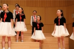 河南省实验学校郑东小学学生合唱团演唱《每当我走过老师窗前》.jpg - 教育厅