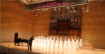 河南师范大学60后女教师合唱团演唱《烛光里的妈妈》.jpg - 教育厅