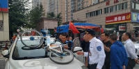 郑州俩汽车停在“消防通道”，玻璃被共享单车砸碎，调查发现秘密 - 河南一百度
