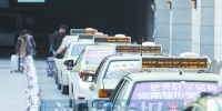 郑州所有出租车后窗广告本月25日前全部清除 - 河南一百度