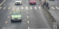 一周内，郑州627辆机动车因不礼让斑马线行人被拍 - 河南一百度