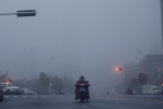 雾霾笼罩下的郑州：是不是谁在我眼前遮住了帘，忘了掀开? - 河南一百度