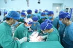 河南31周孕期宝宝被查出心脏病，医生实施“产时手术”紧急救命 - 河南一百度