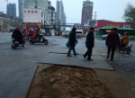 追踪!郑州现钢板路：附近居民夜不能寐，已连夜填土 - 河南一百度