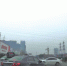郑州这个红绿灯位置有点怪 司机把头探出窗外才能看清楚 - 河南一百度