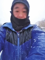 郑州“跑男”早起冒雪跑6公里成“移动的冰人” 惊呆路人 - 河南一百度