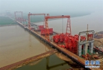 郑济高铁郑州黄河特大桥首件连续钢桁梁顺利架设 - 河南一百度