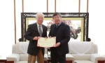 杨雄里院士受聘为郑州大学神经科学研究院名誉院长（图） - 郑州大学