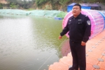 郑州7岁男孩落入水中 他的举动感动众人 - 河南一百度