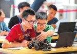 看机器人大比拼！第六届河南省大学生机器人竞赛举行 - 河南频道新闻