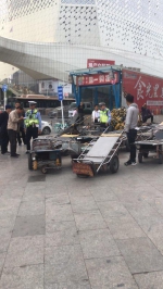 早上6点半提前上岗，郑州交警严查火车站地区三轮车、改装手推车 - 河南一百度