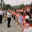 卢克平与前付村、双楼村的小学生共同庆祝“六一”儿童节 - 河南大学