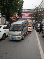 别再乱停乱放了，本周末郑州这些车辆违停被拖走 - 河南一百度