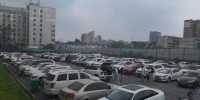 郑州这座停车场被城管取缔后仍在收费?有关部门：将依法处理 - 河南一百度