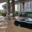 大雨袭城!郑州部分路段下水不畅变“河流” - 河南一百度
