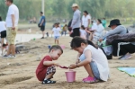 “郑州小三亚”上线：可玩沙可戏水，北龙湖成夏日遛娃“圣地” - 河南一百度