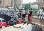 郑州管城区阳光城外墙瓷砖脱落，20多辆车被砸 - 河南一百度